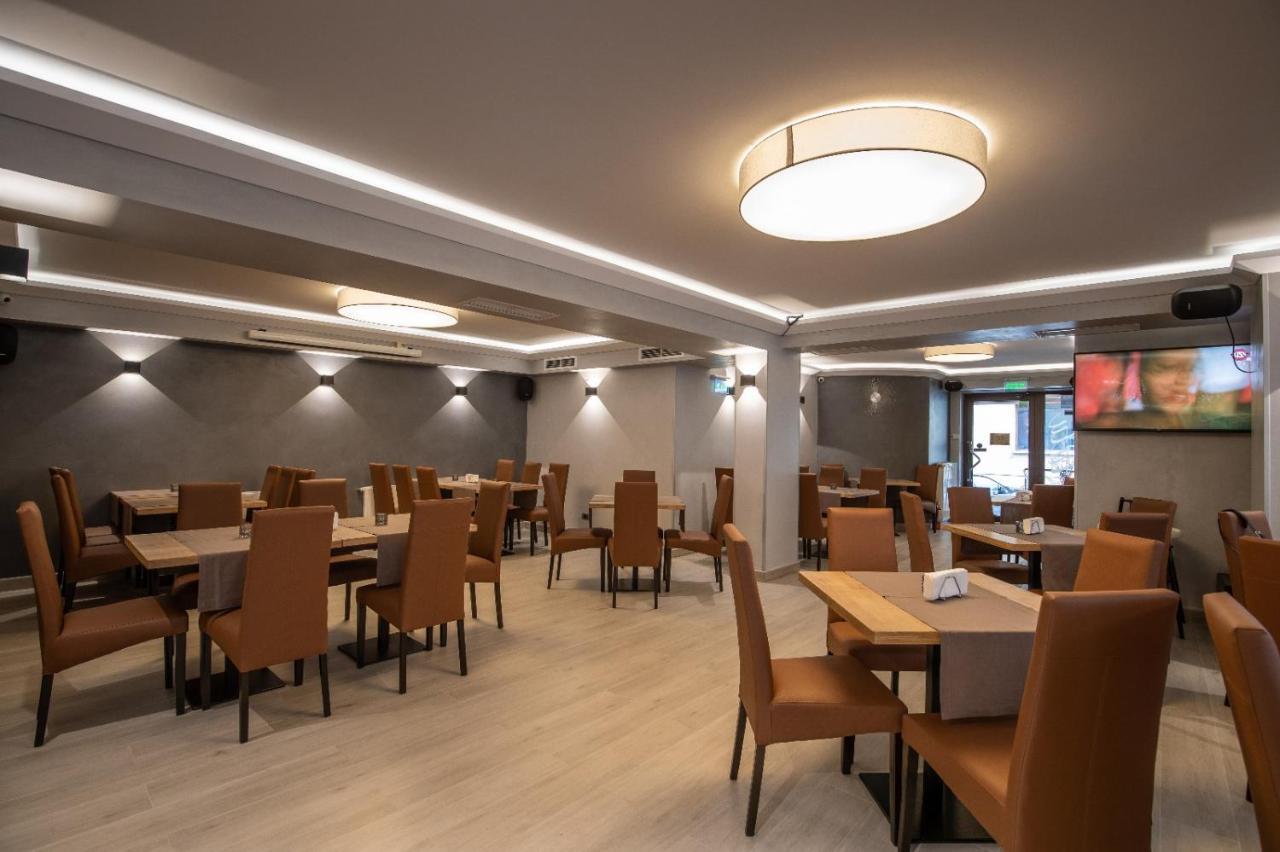 Apartament Tatu Bar&Grill Otopeni Exterior photo